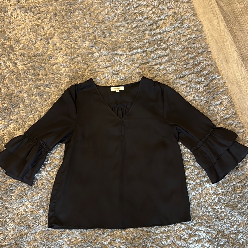 Umgee Black Bell Sleeve Blouse with Ruffled bell sleeves